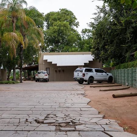 Riverbank Lodge Upington Extérieur photo