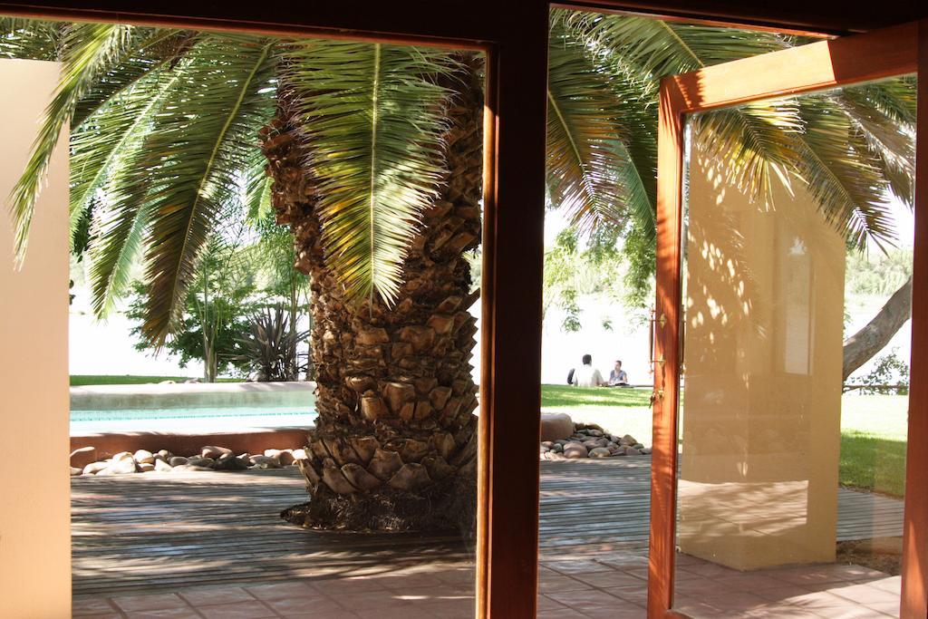 Riverbank Lodge Upington Extérieur photo