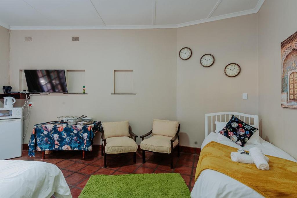 Riverbank Lodge Upington Extérieur photo